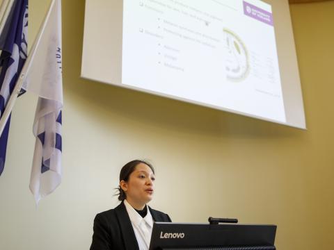 Nhung Hong Vu í doktorsvörninni